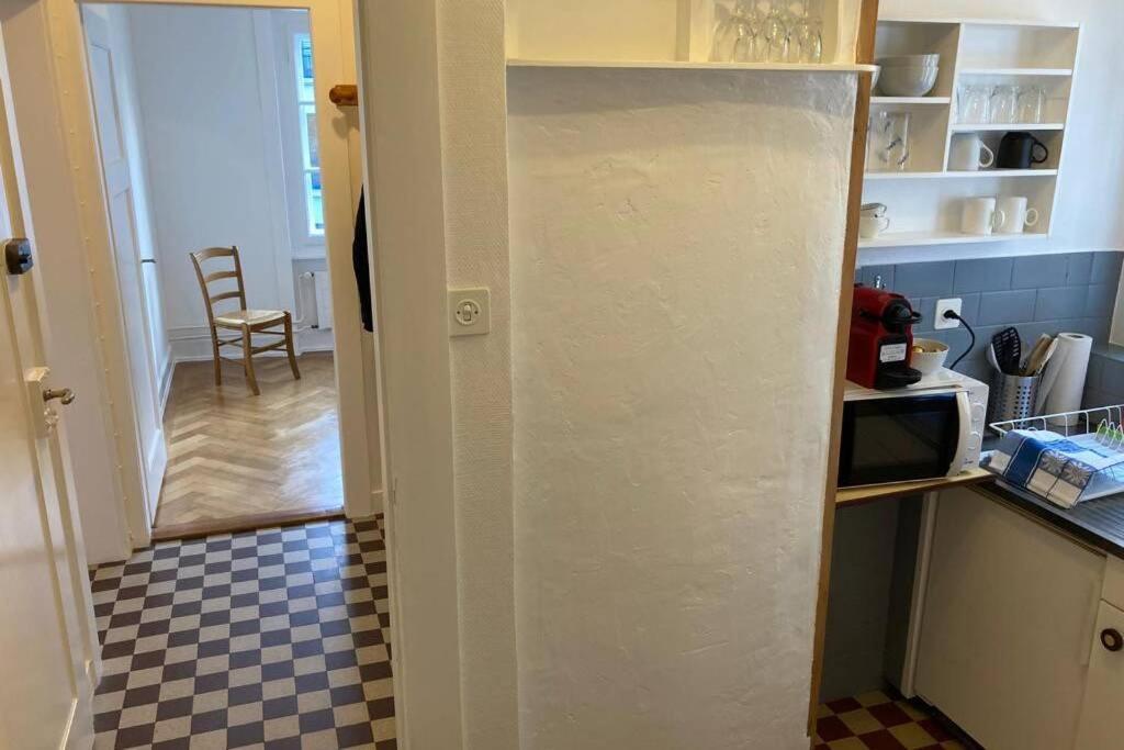 Parking & Appartement 2 Pieces Sans Traffic Lausanne Bagian luar foto